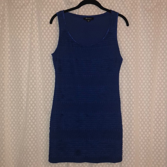 Ruffled body con dress - Picture 1 of 2